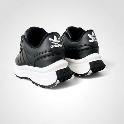 Adidas Moris